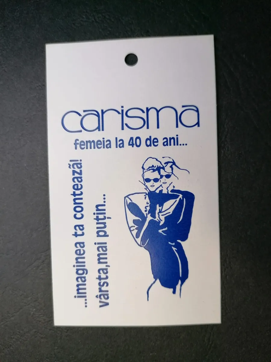 Etichetă carton hangtag imprimată color pentru brand de îmbrăcăminte